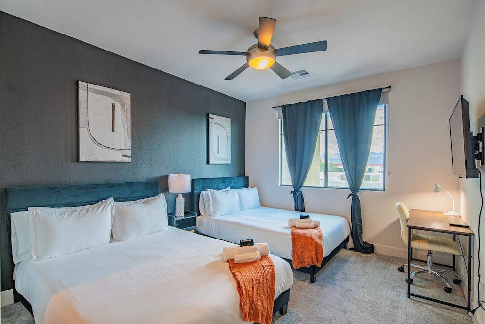 ROVE LIVING/KB - Scottsdale Grand