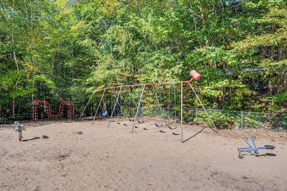 Walk to Beach & Playground: Charming Madison Cabin