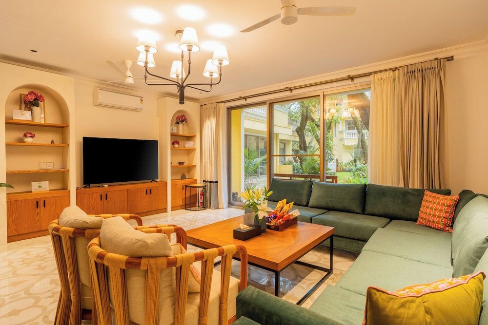 ELIVAAS Kensho Hibiscus 3BHK Villa