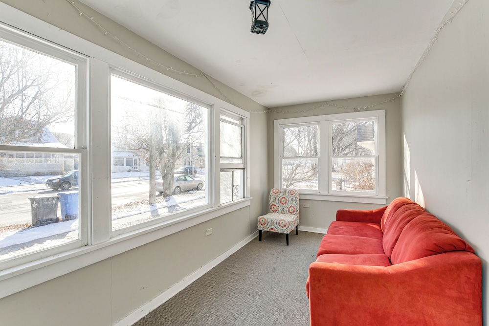 1 Mi to Downtown: Welcoming Winona Duplex