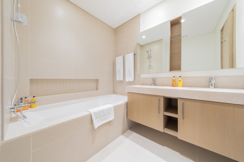 EDEN'S Homes & Villas - 52/42 Emaar