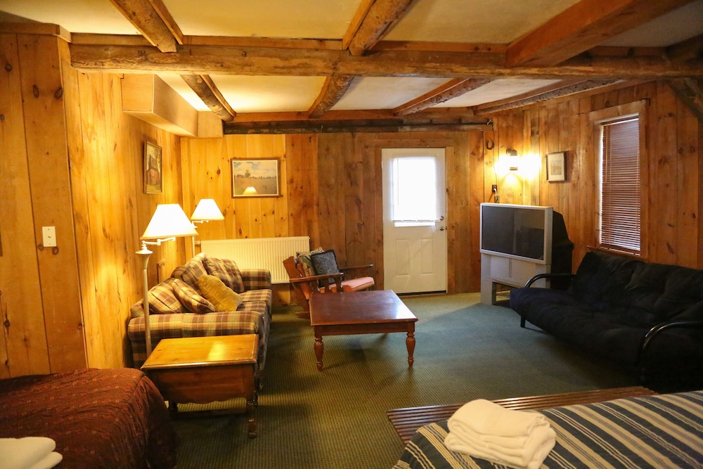 Plymouth Vacations - Salt Ash Inn - Property Image 114