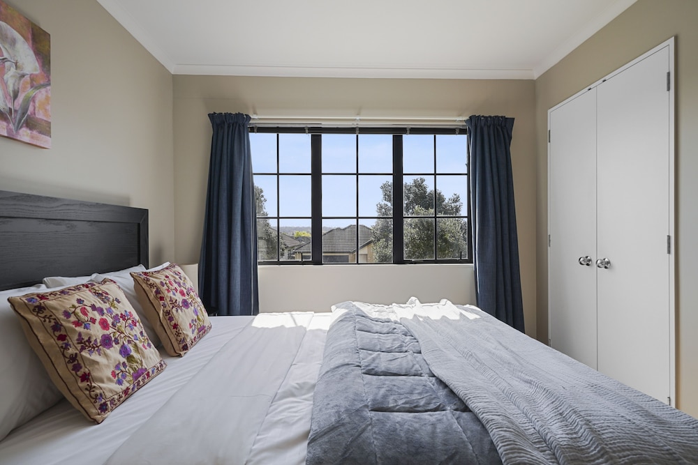 Spacious Family Home -Fully Fenced Yard view 3