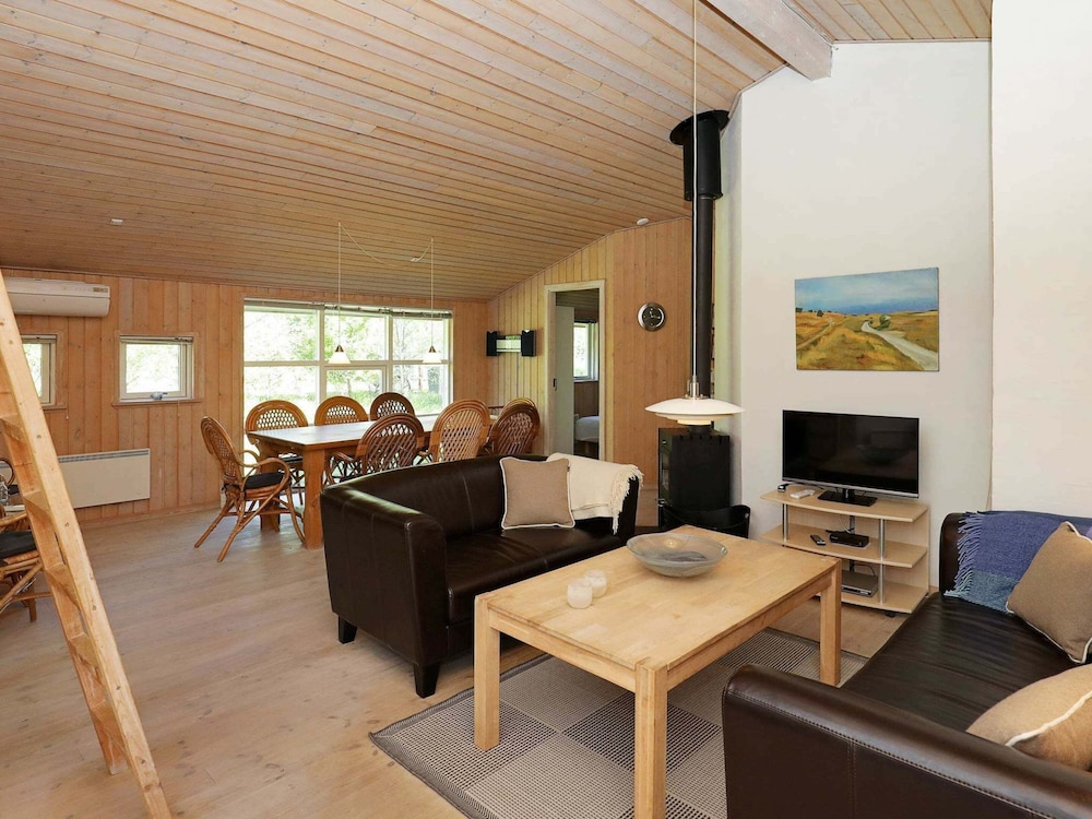 10 Person Holiday Home in Jerup view 4