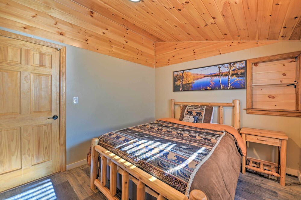 Unadilla Cabin on 50 Acres + Fire Pit & Creek view 4