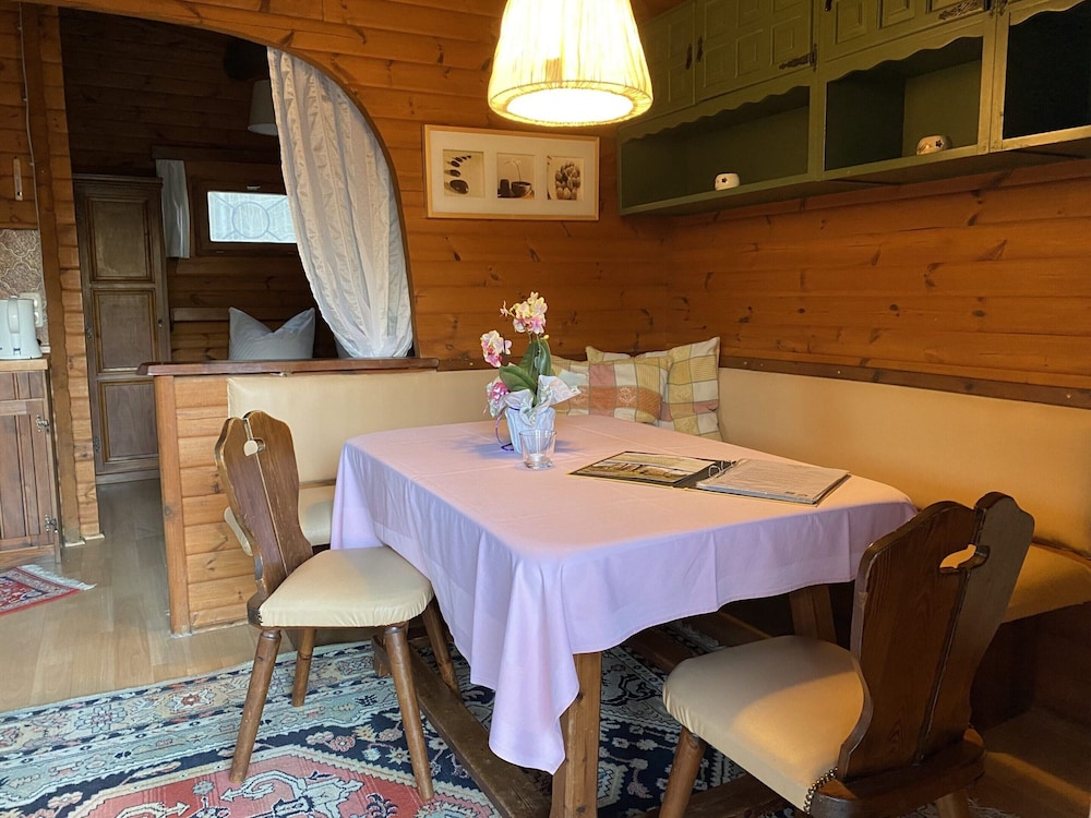 Blockhaus Mitten in der Natur