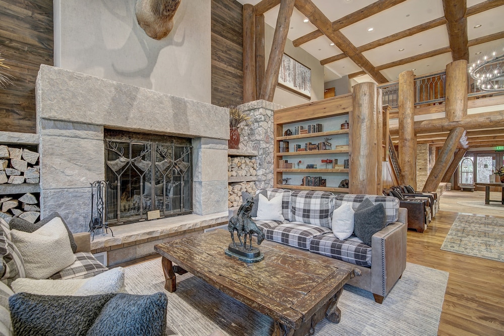 Beautiful Mountain View 2br Condo - Ski-in/out 2 Bedroom Condo