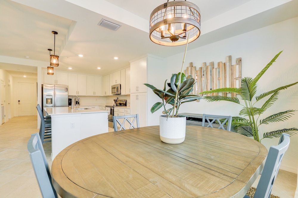 Ibis Landing Golf Club On-site: Condo w/ Porch!