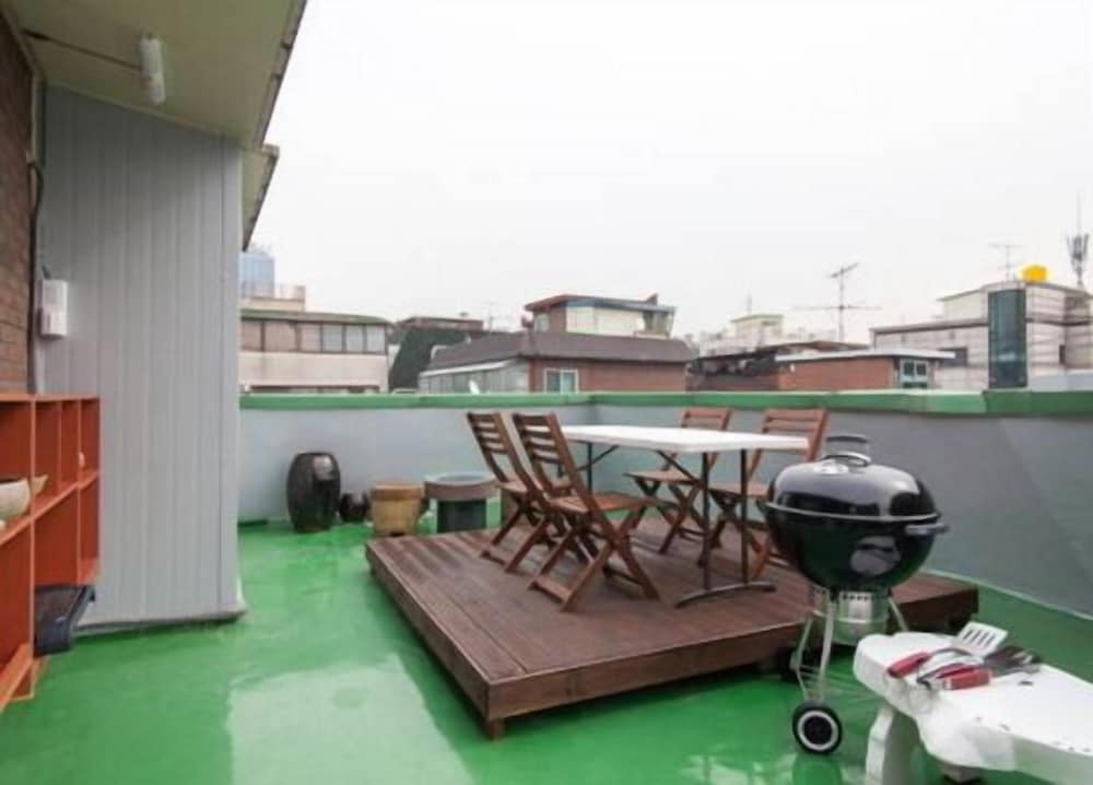 Riverside Guest House