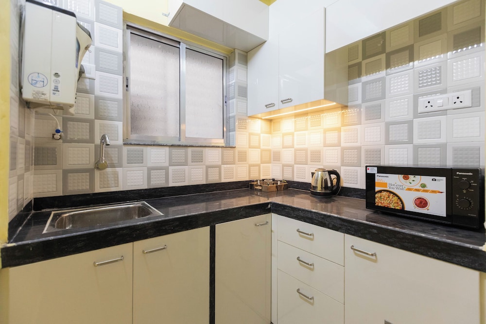 City Haven by Jadecaps Nr. Belle Vue Hsp 3bhk