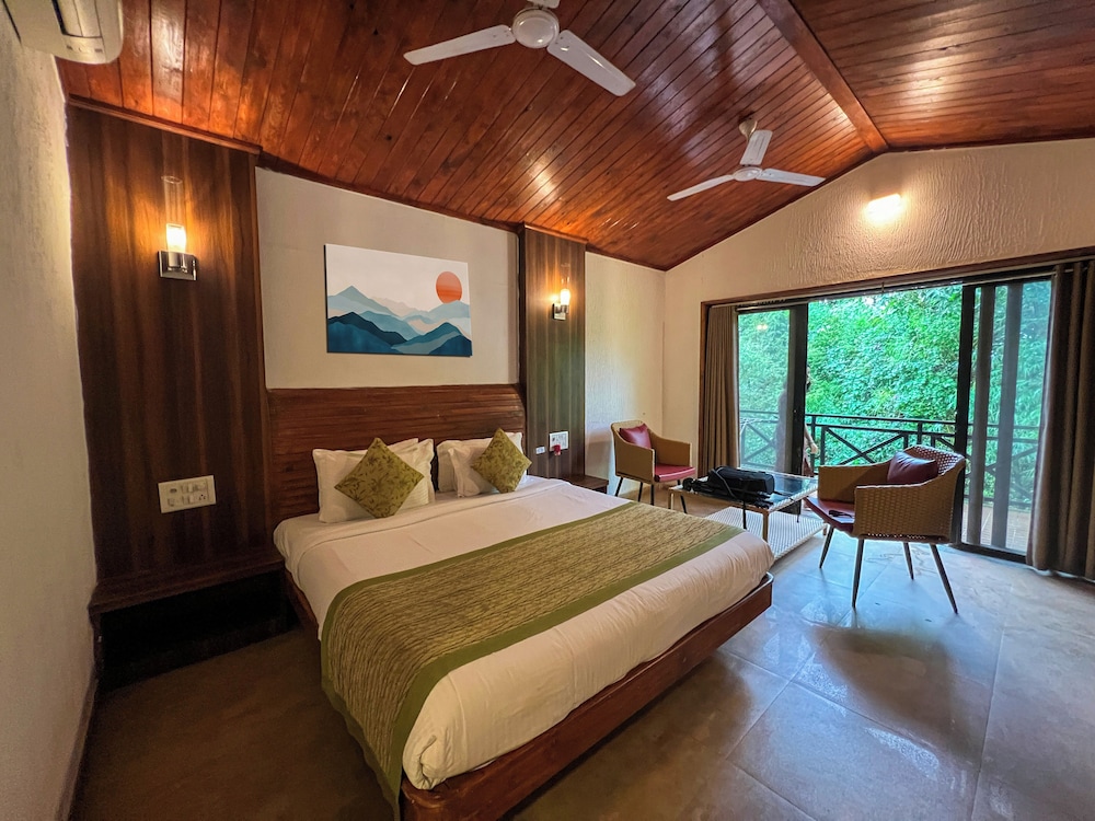 Yash Resort