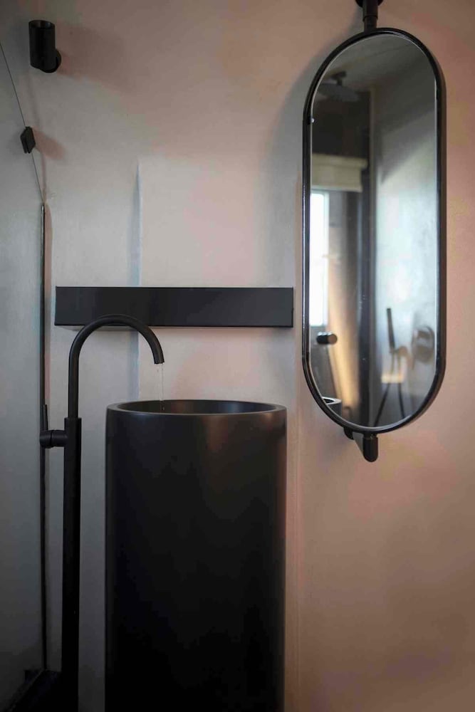 ArmonOia Suites