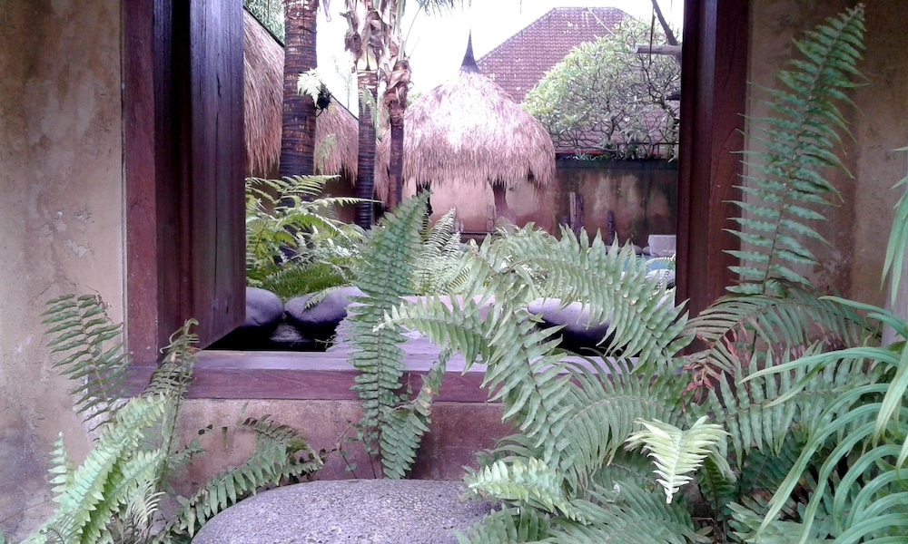 Rustic Hut in Seminyak Bali
