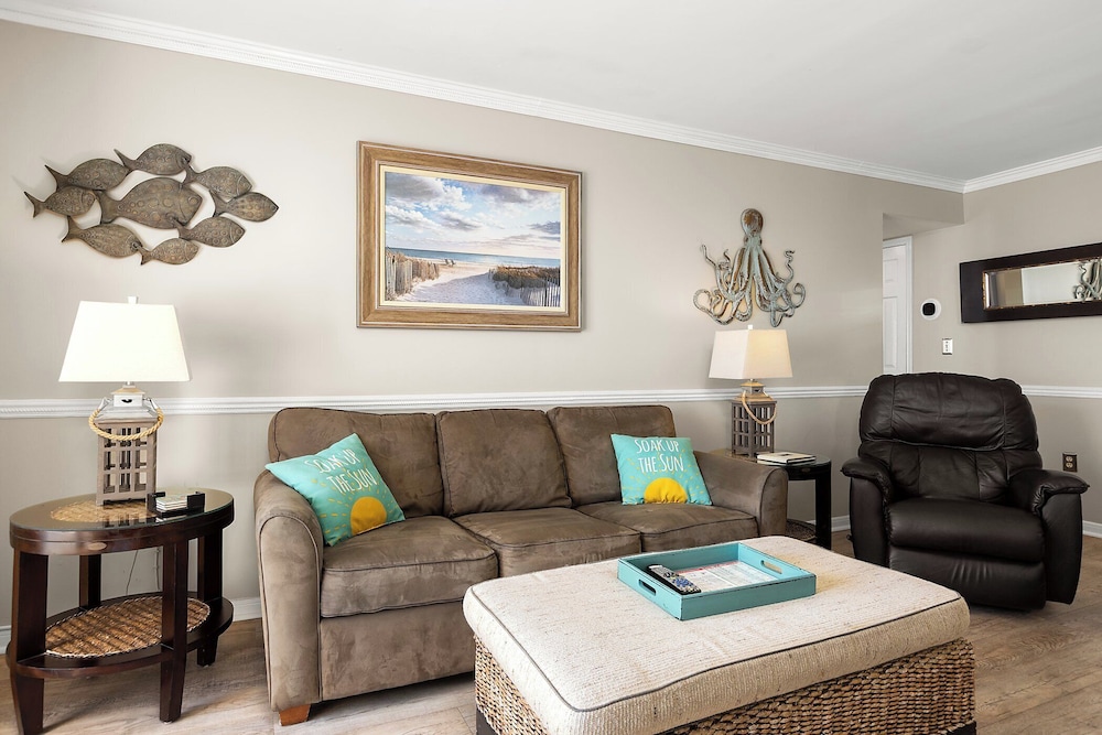 Surfside Shores by Southern Vacation Rentals