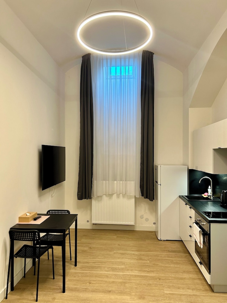Figaro Suites