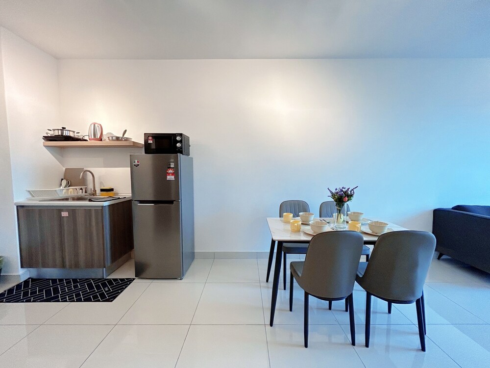 Edumetro by Manhattan Group