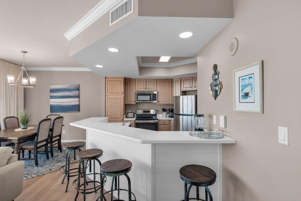 Silver Beach Towers 603 East