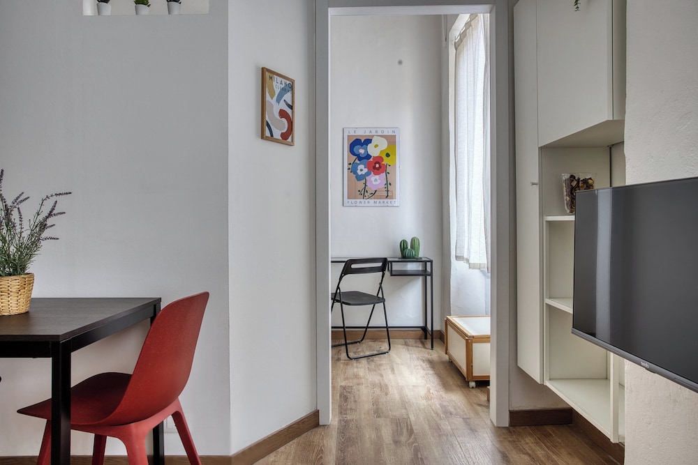 Fascinating Flat next to Corso