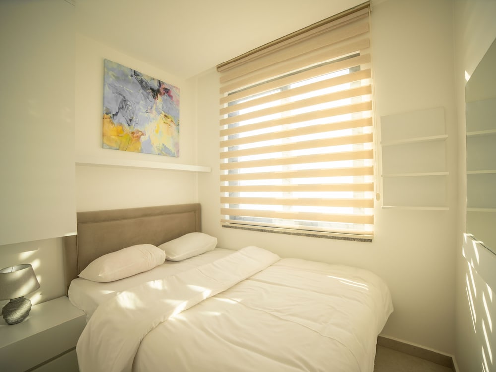 Superfresh Penthouse Studio Apartment With sea View