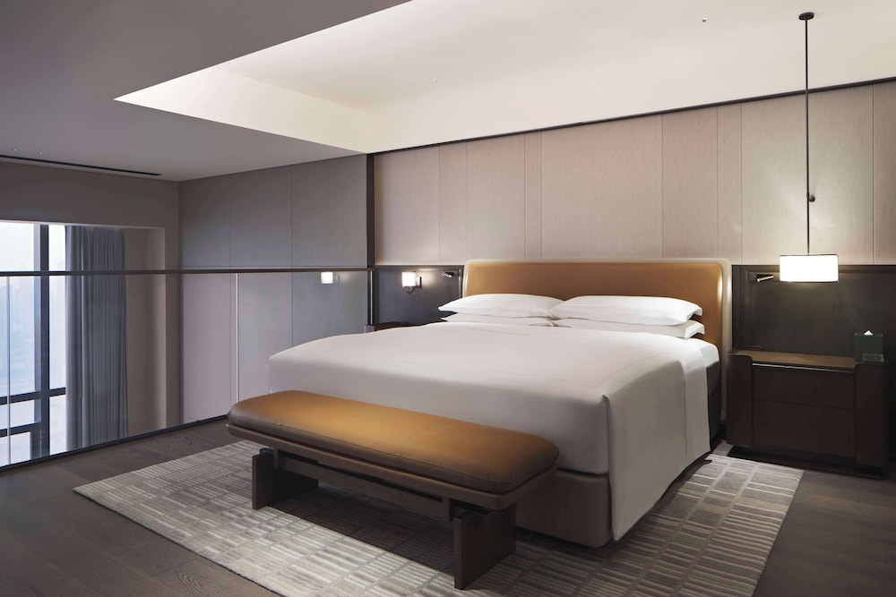 Conrad Chongqing 11