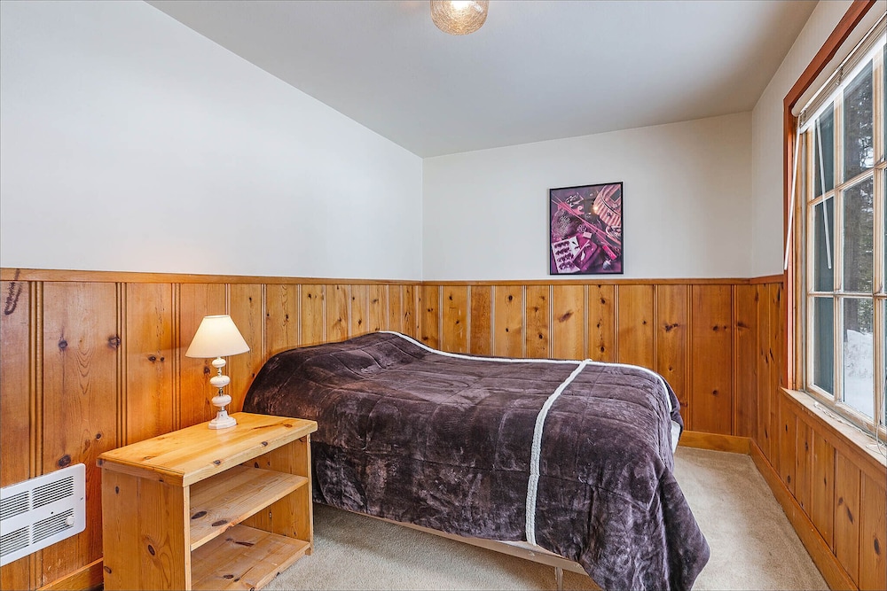 Diamond Belle Guest Ranch view 3