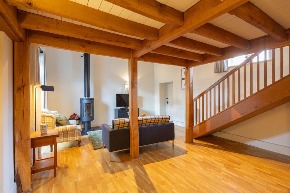 Host Stay The Coach House