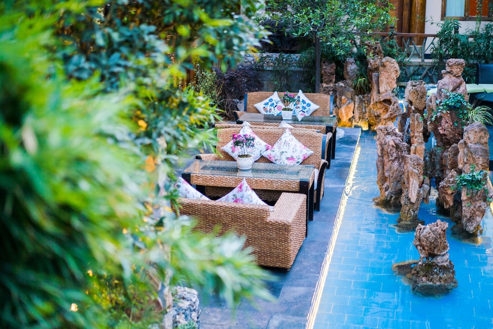 The Ritz-Man Boutique Inn Lijiang