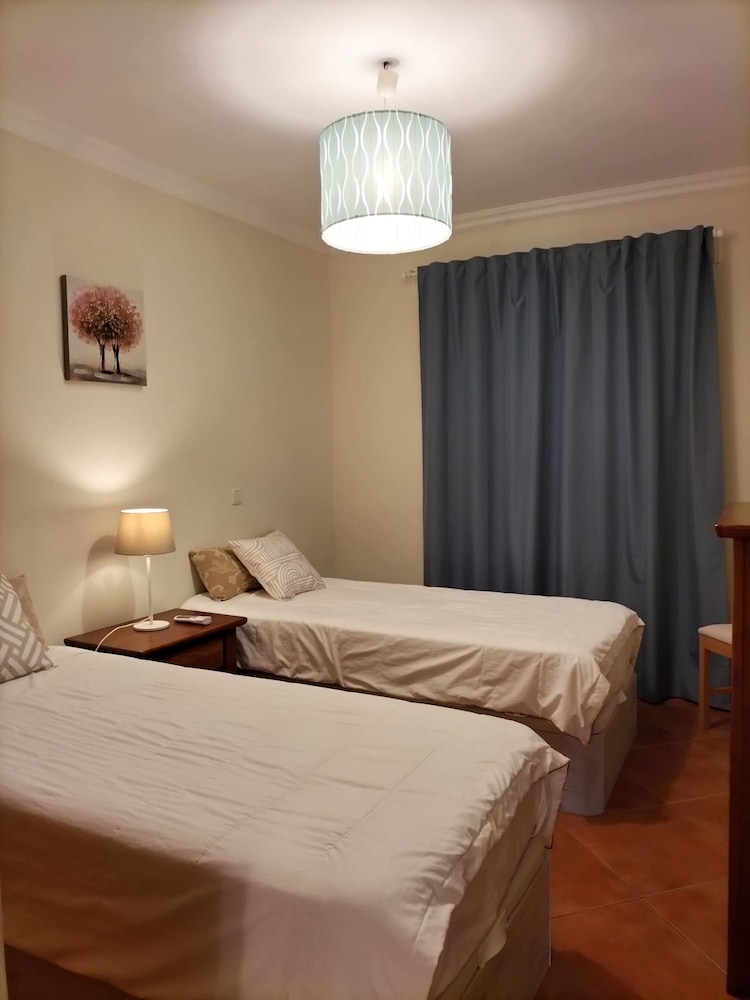 T2 Vila Bairos A C Piscina e Garagem Vilamoura