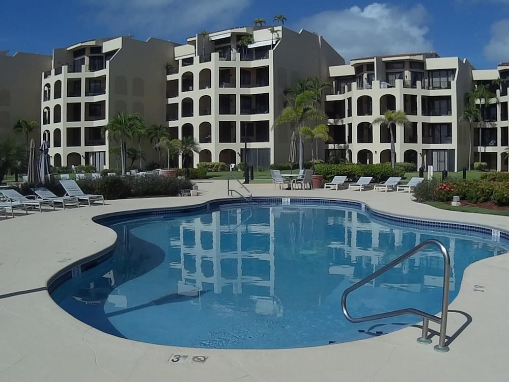 Relaxing Oceanfront and Pool View Villa in Palmas del Mar Cb228 view 2