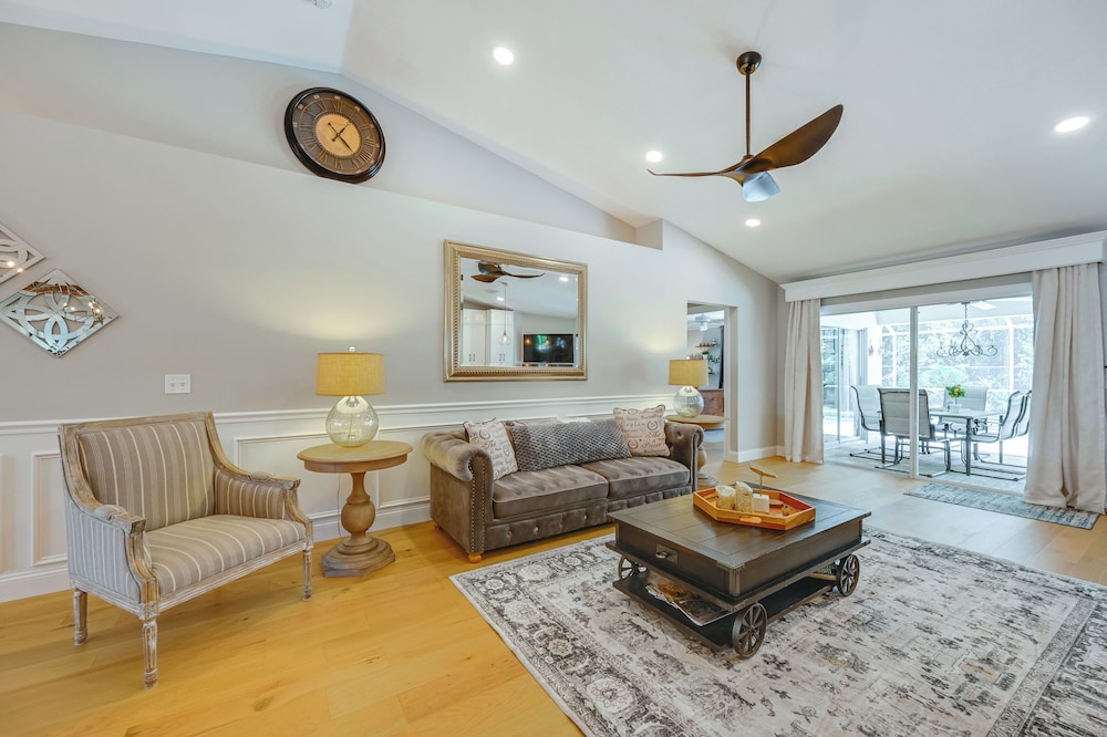 Resort Community Escape: Naples Home 5 Mi to Beach