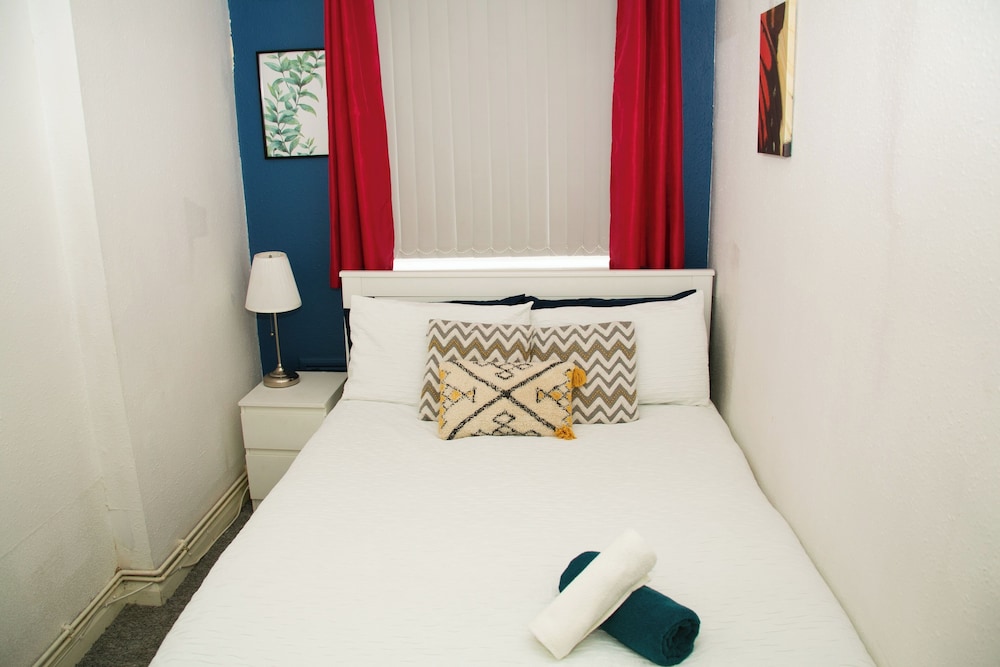 Sleeps6-freewifi-smarttv-netflix-familyfriendly