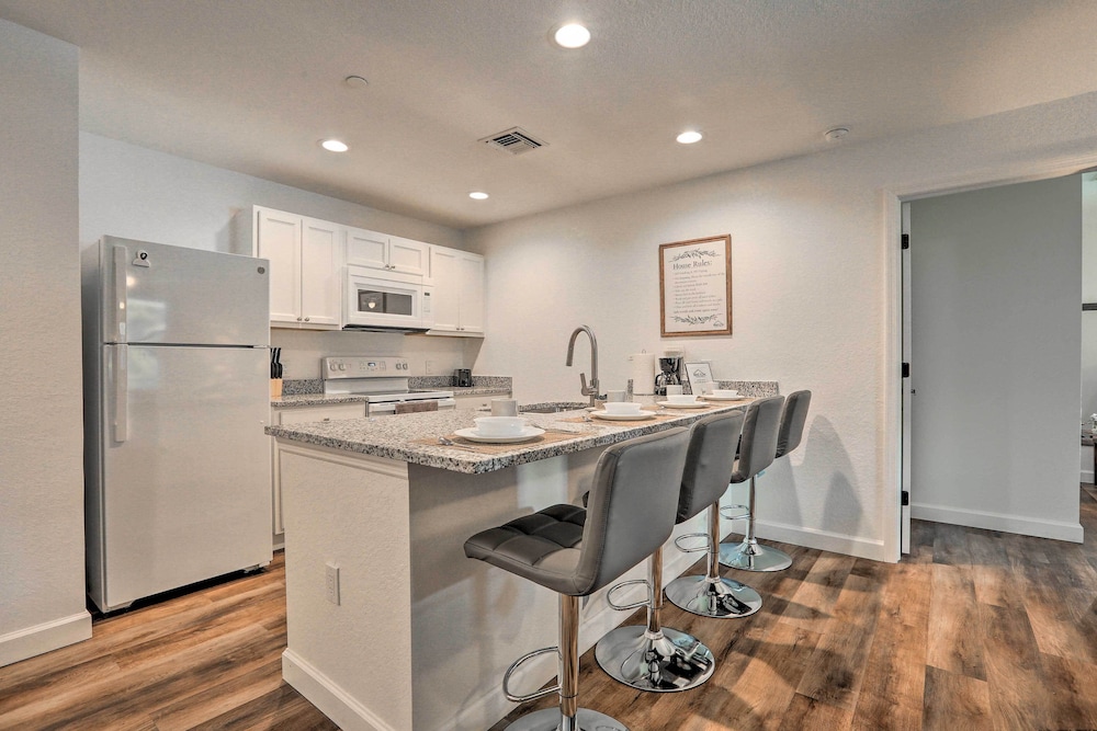 Labelle Apartment ~ 45 Mi to Fort Myers Beach