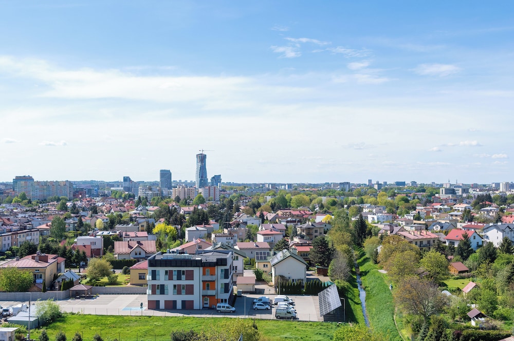 Elegant Apartment Rzeszów by Renters