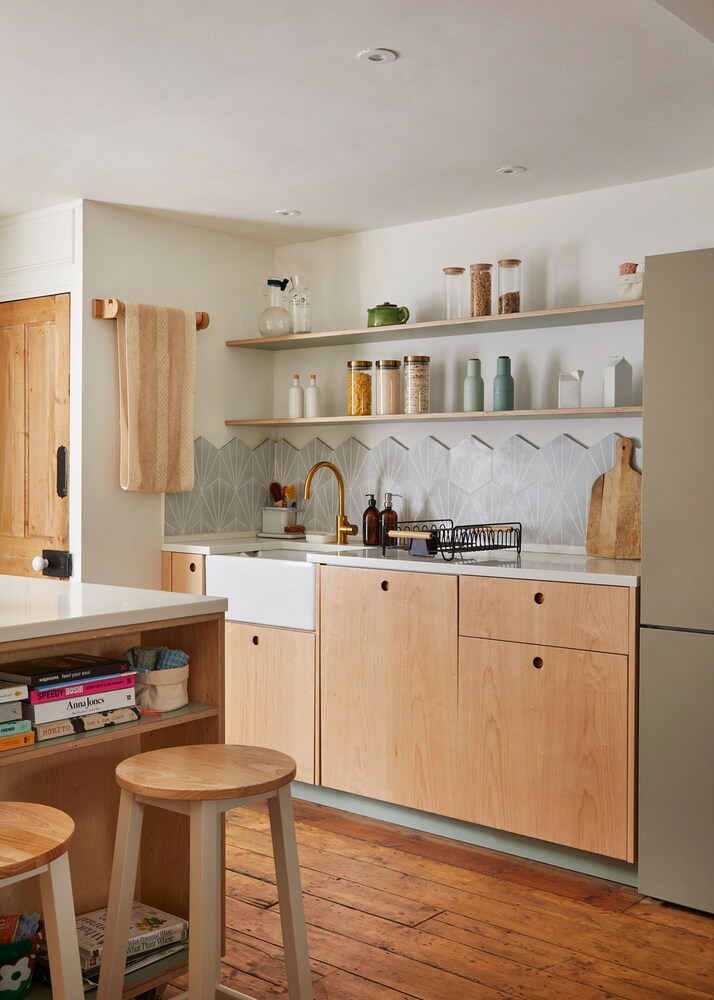 JOIVY Stylish 2-Bed House W/ Private Garden In Hackney