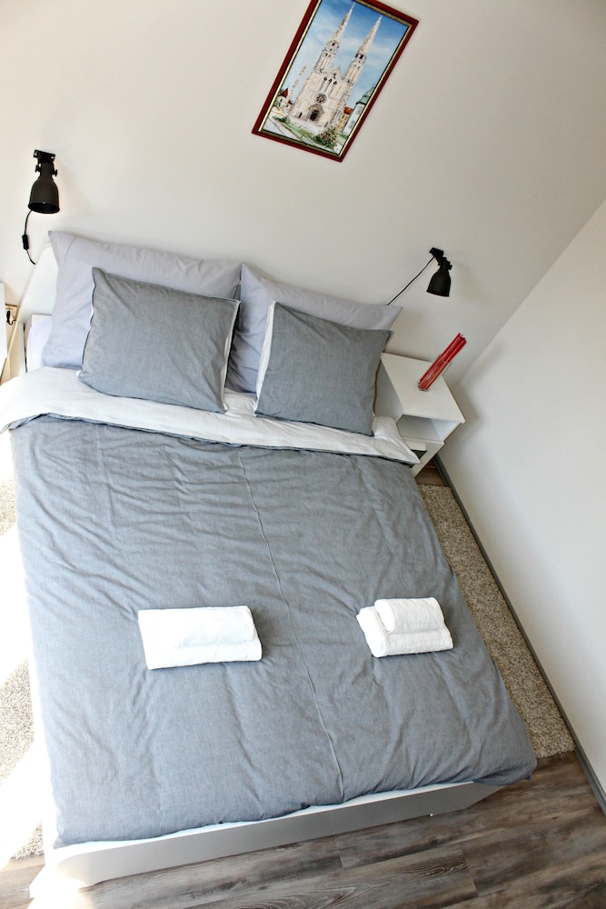 Baltazar Studio Apartment view 3