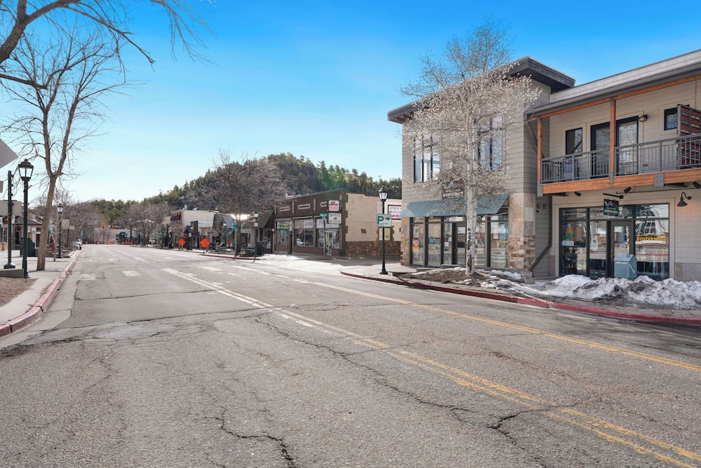 City 1BR Mtn-view Rocky Mountain National Park