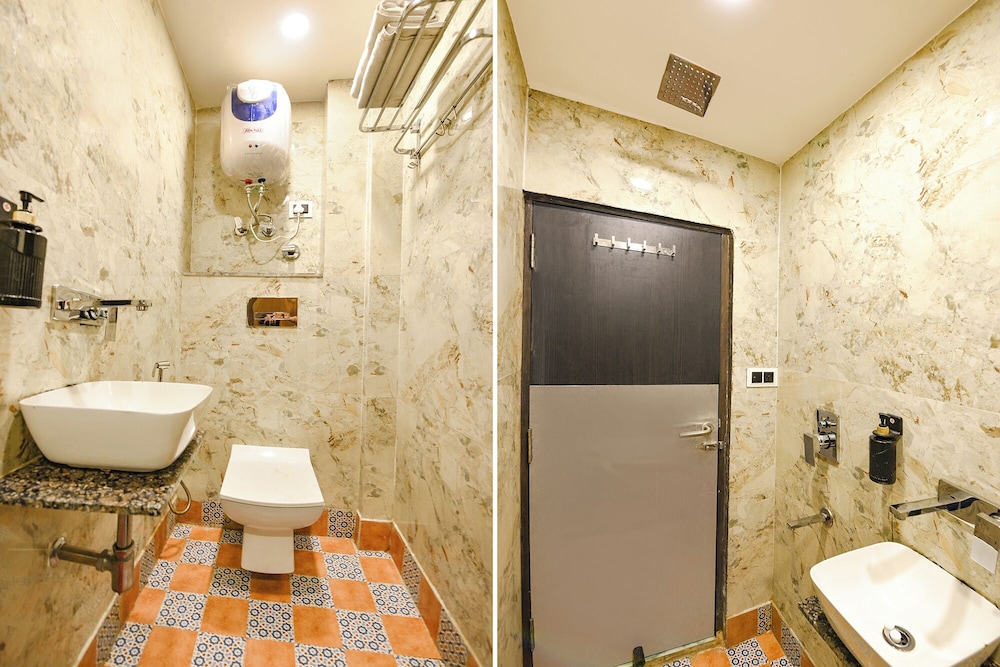 Fabhotel Blue Bell