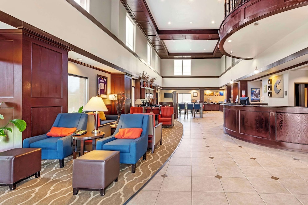 Palestine Vacations - Comfort Suites - Property Image 23