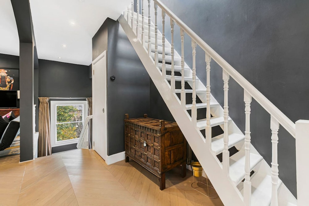 Luxury Kensington Penthouse With Huge Roof Terrace