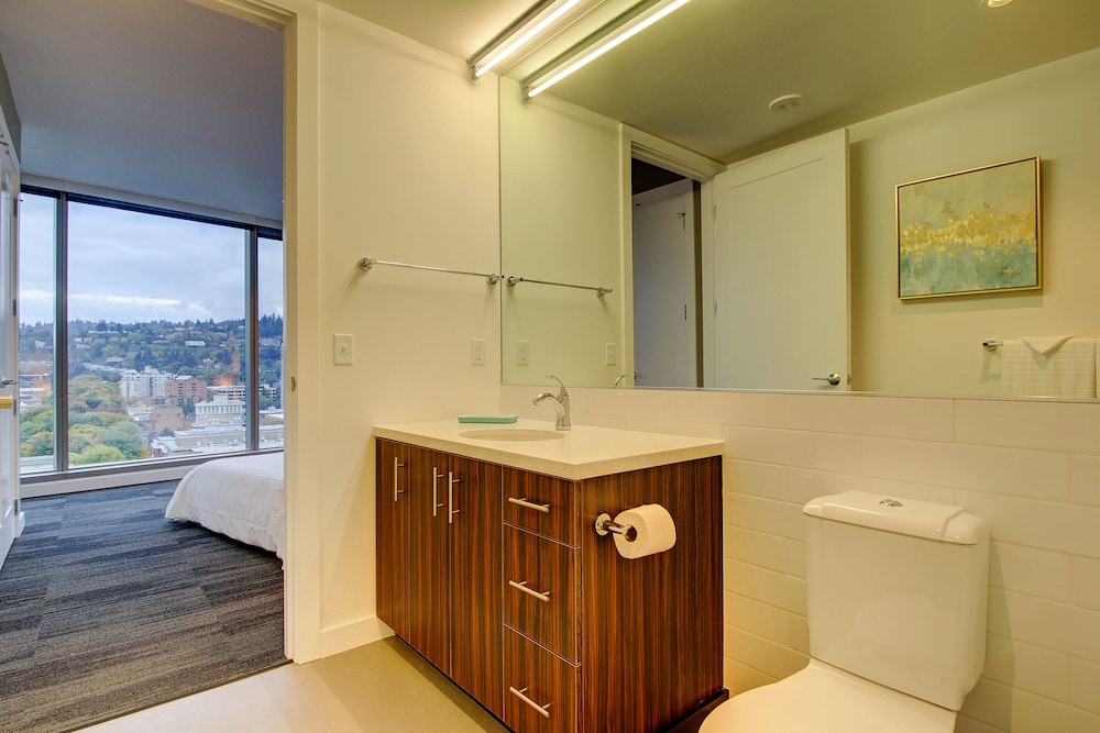 Pelicanstay in Downtown Portland