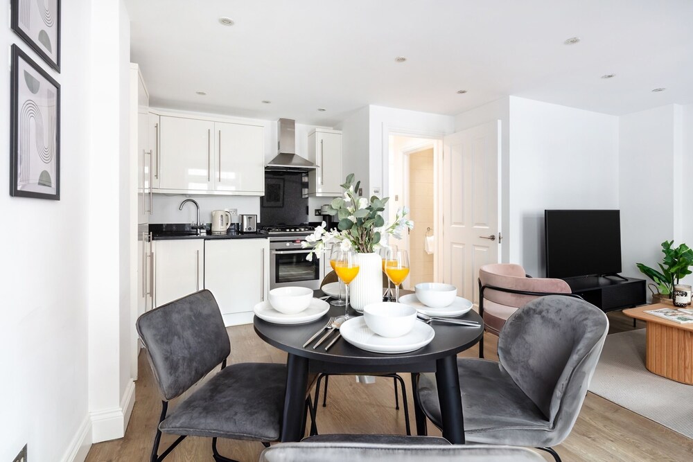 Chic 1BR Close to Buckingham Palace