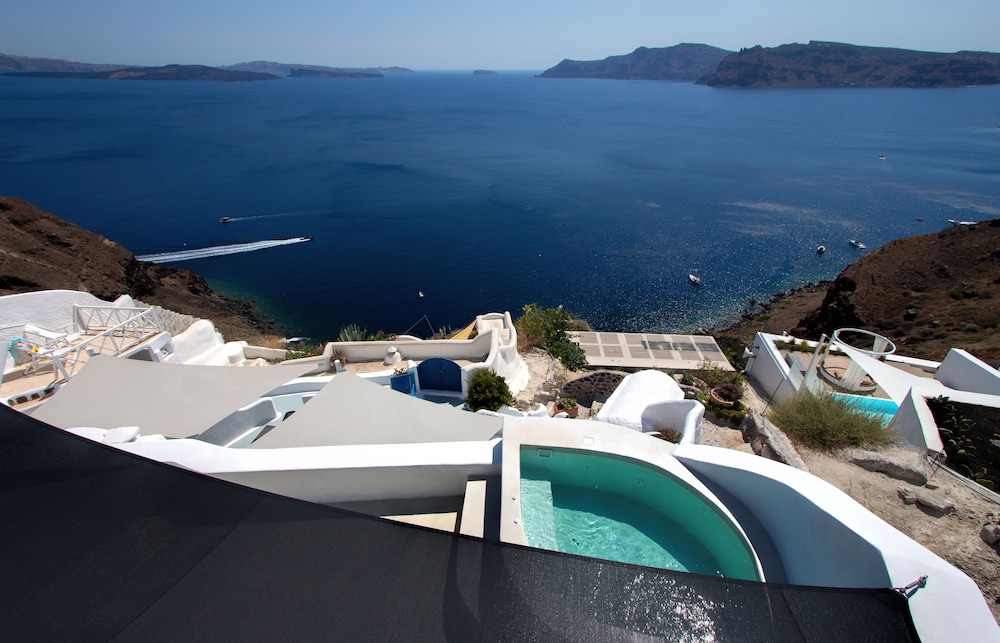 Apanema Cavehouses by Otium Villas photo 3