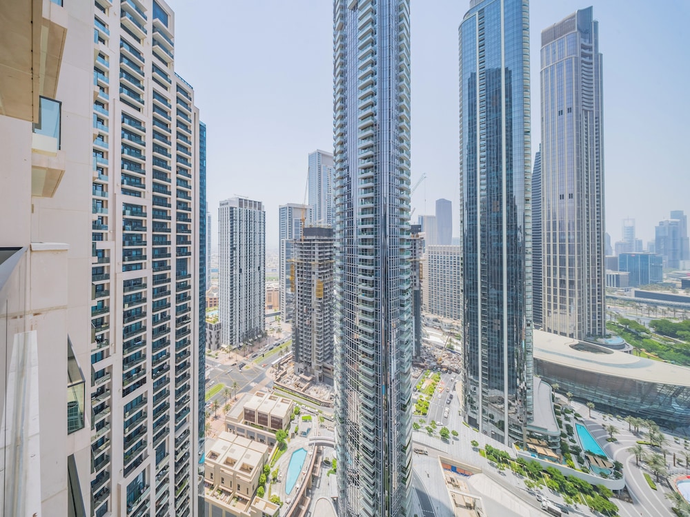 Act One - Act Two - Downtown - Emaar