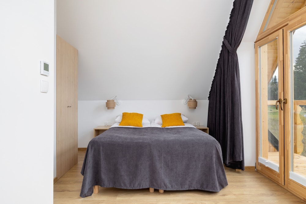 Gutowa Mountain Corner by Renters view 3
