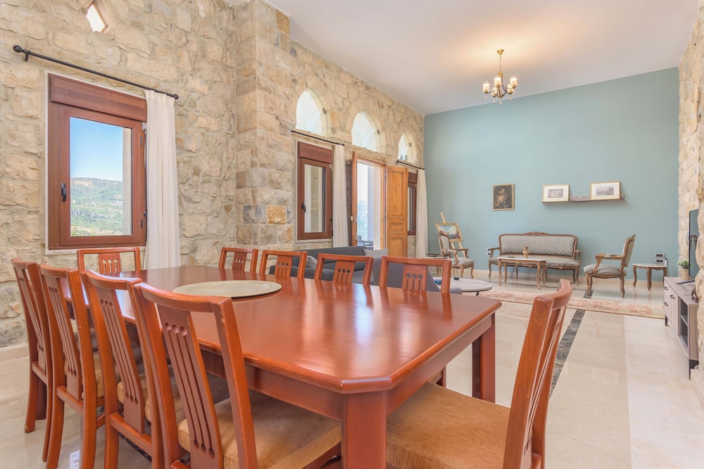 Beit Salima 3BR House with Pool