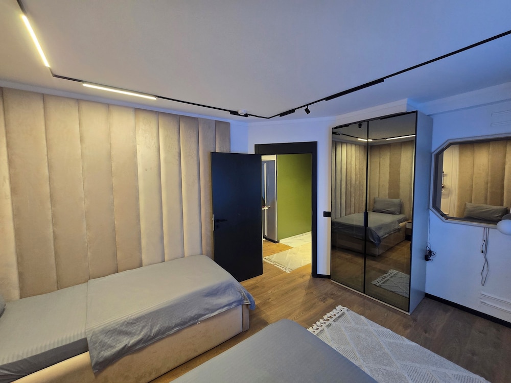 Apartments Lura