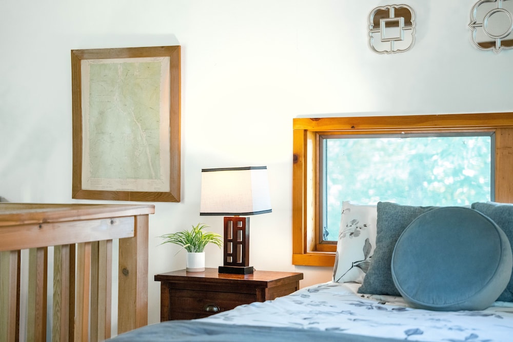 Bob's Sled Lodge 2 Bedroom Home