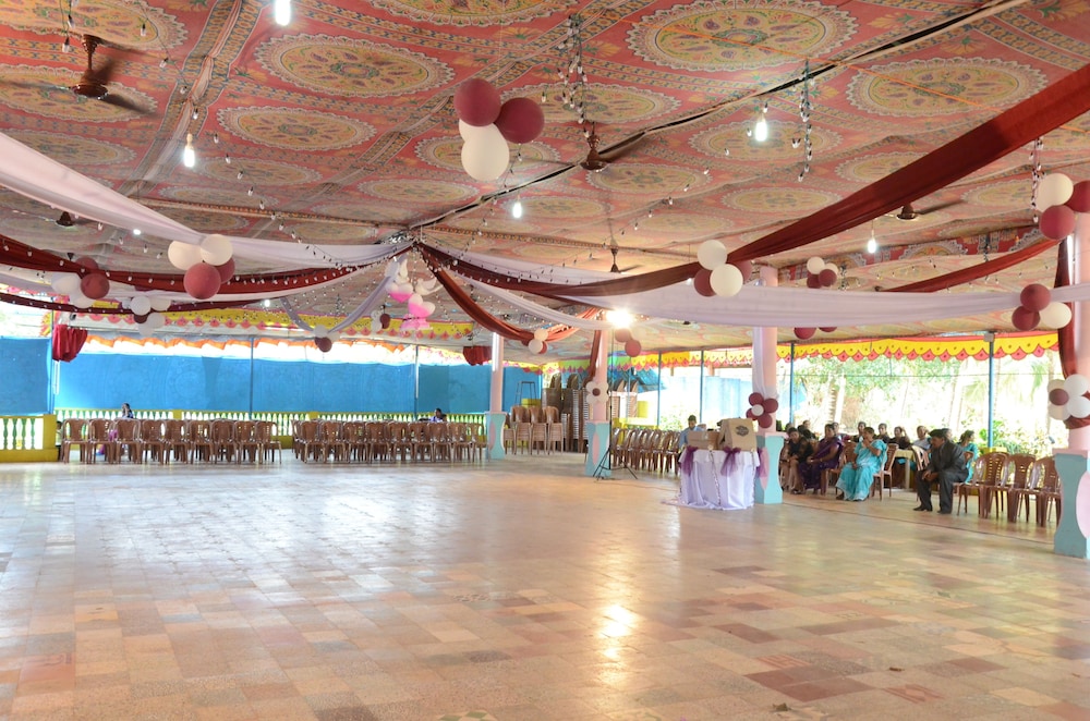 meeting & event spaces