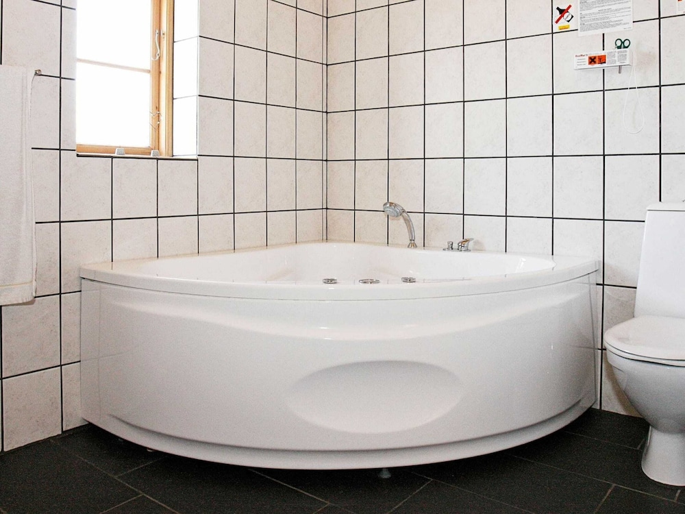 8 Person Holiday Home in Hadsund-by Traum