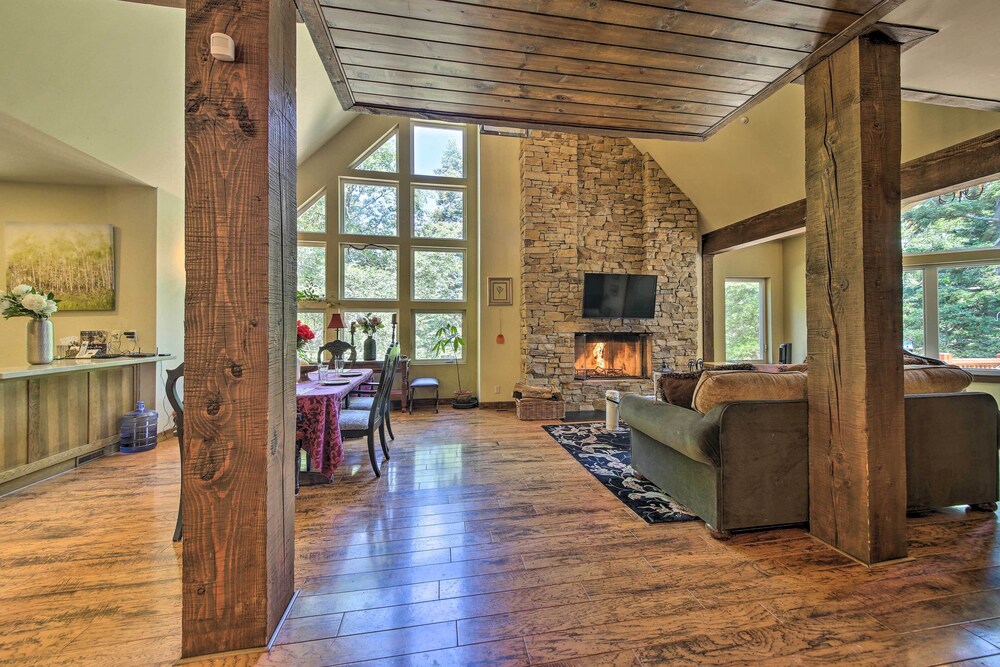 Incredible Lake Arrowhead Home w/ Views & Decks! view 2
